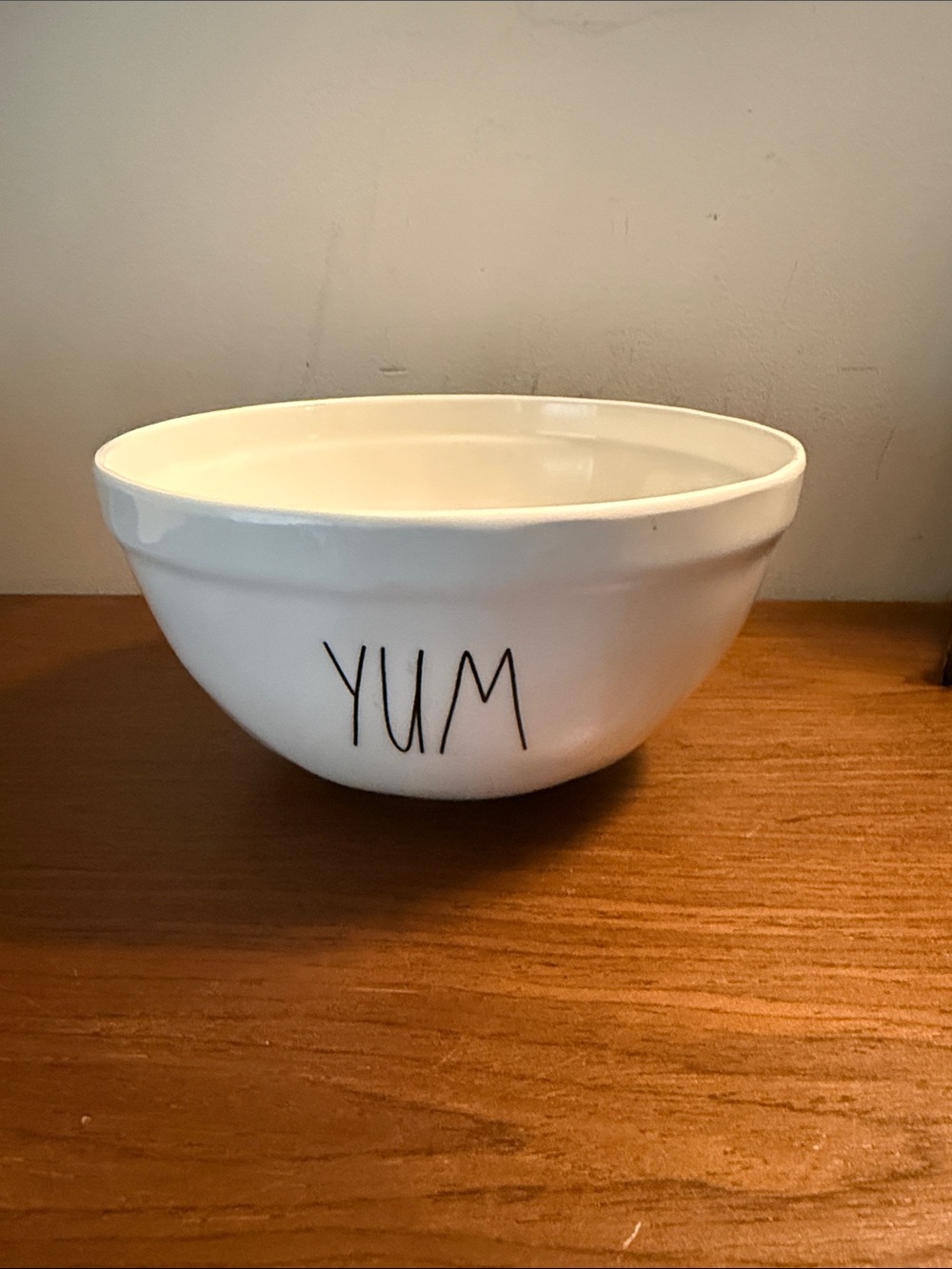 White Ceramic 'YUM' Serving Bowl